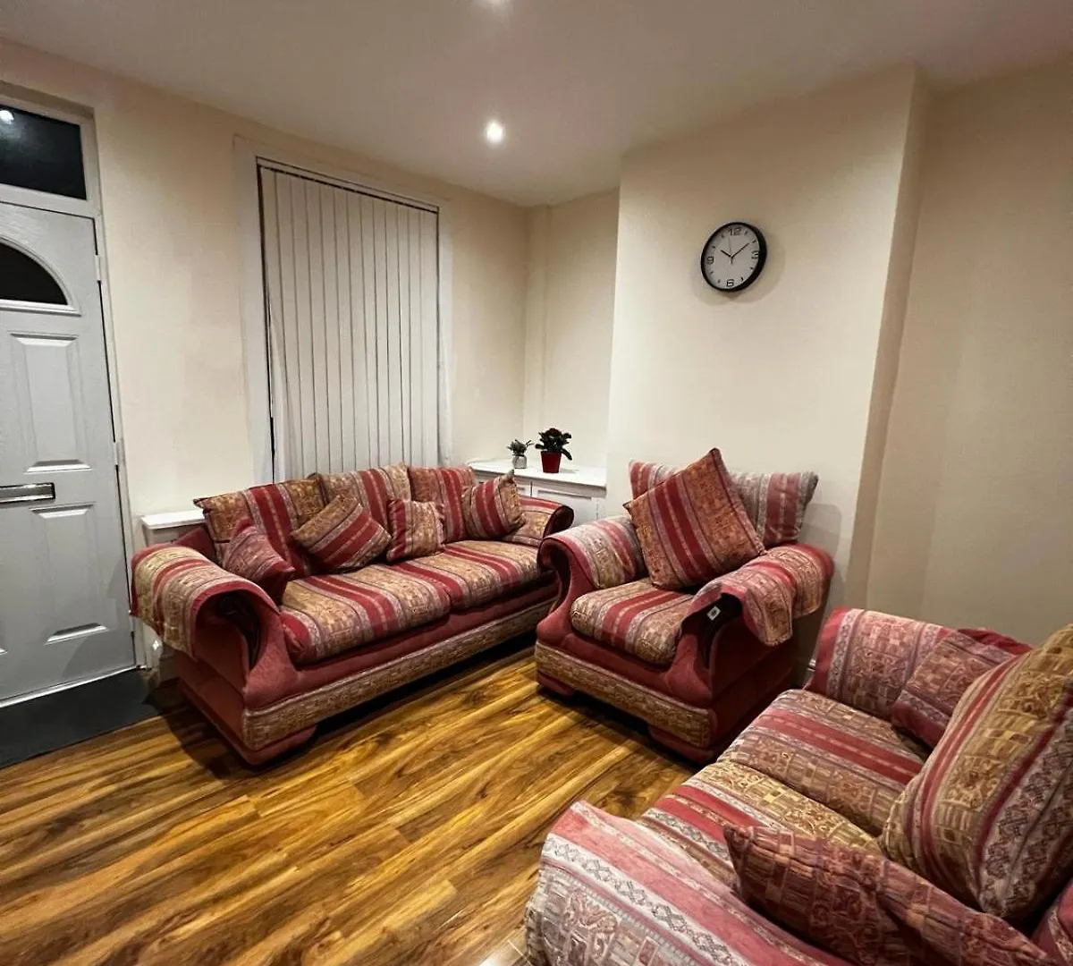 3 Bedroom House Near Cricket Ground Nottingham 0*,  United Kingdom