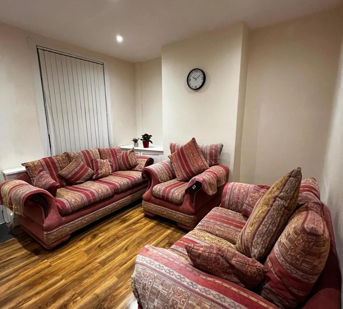 3 Bedroom House Near Cricket Ground Nottingham